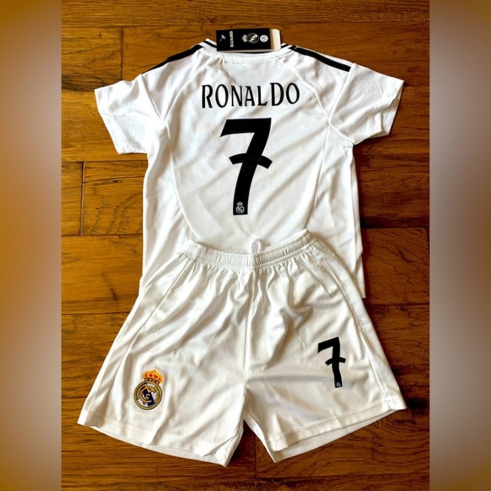 Ronaldo #7 Kids Home Jersey and Shorts - White/Black